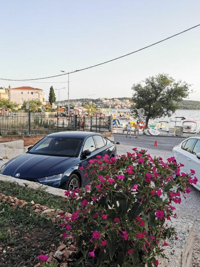 Apartman Simac Okrug Gornji Trogir Exterior foto